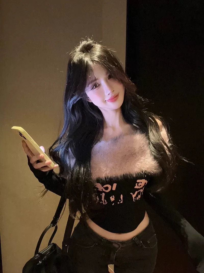 Loving on you top CTO935 images